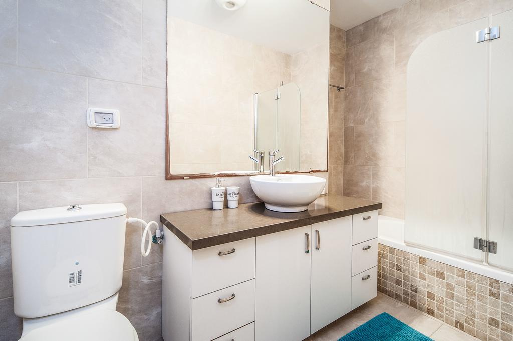 Lovely 1Bd W/ Private Balcony By Sea N' Rent Tel Aviv-Jaffa Exterior foto